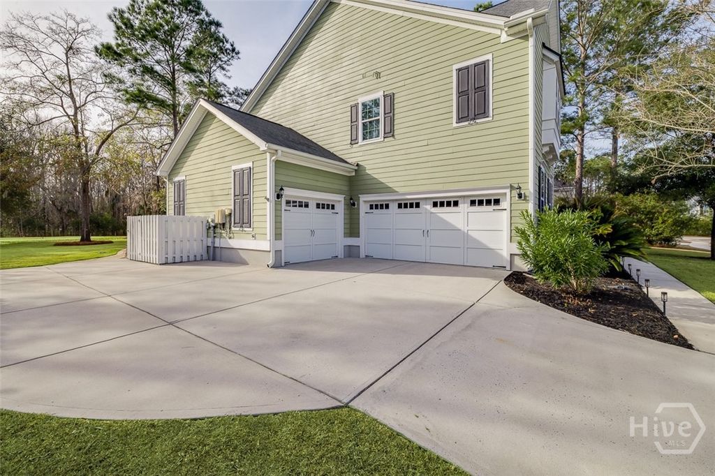 Photo of 215 Claremont Way, Pooler, GA 31322 (MLS # SA346703)