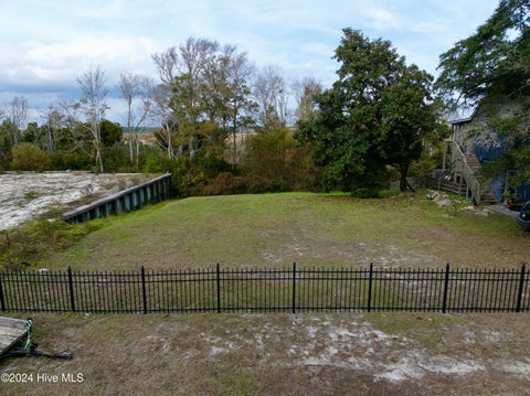 Vacant Land For Sale - 206 Elizabeth Drive<br/> Oak Island, NC 28465