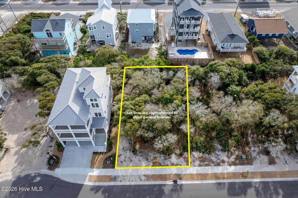Photo of 70 Peregrine Court, Surf City, NC 28445 (MLS # 100547492)