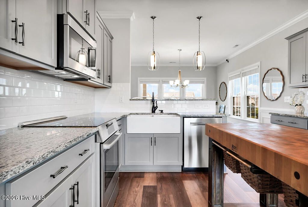 Photo of 33 Sandy Lane, Surf City, NC 28445 (MLS # 100566237)