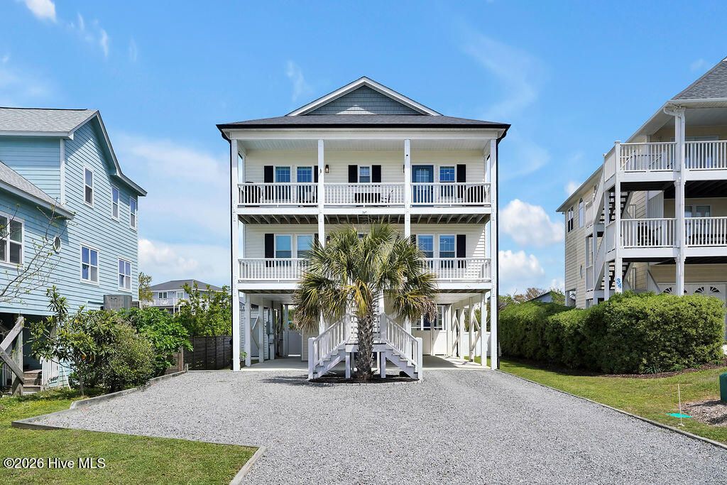 Photo of 33 Sandy Lane, Surf City, NC 28445 (MLS # 100566237)