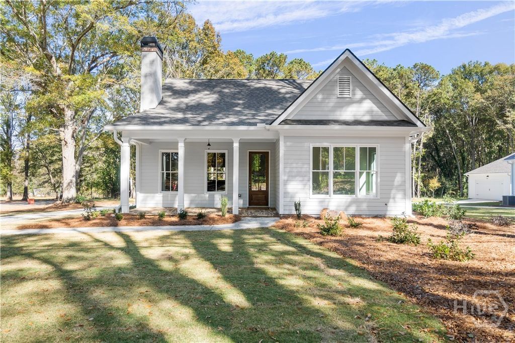 Photo of 679 COLLEGE Drive, Madison, GA 30650 (MLS # CL348798)