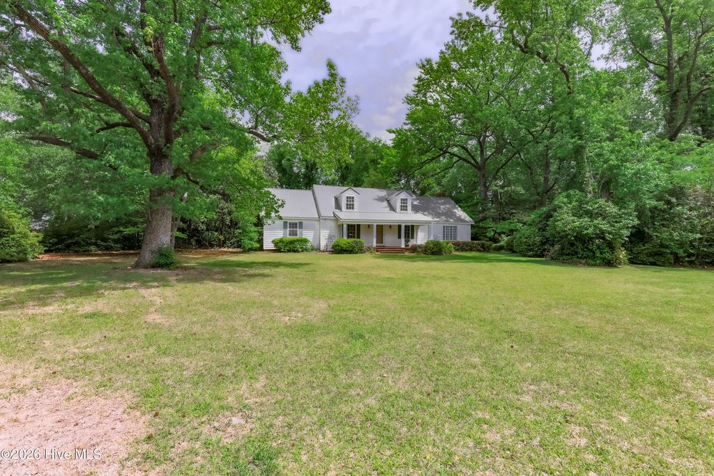 Photo of 218 N Duplin Street, Wallace, NC 28466 (MLS # 100573333)