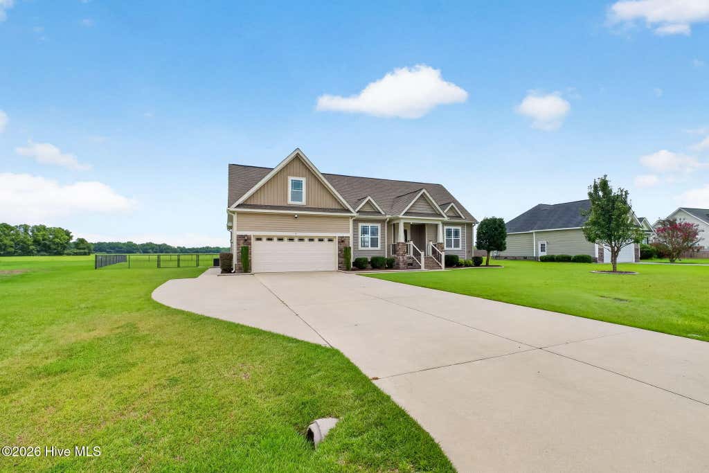 Photo of 210 Willowbrook Drive, Pikeville, NC 27863 (MLS # 100595013)