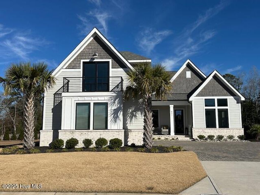 Photo of 8277 Winding Creek Circle, Wilmington, NC 28411 (MLS # 100546830)
