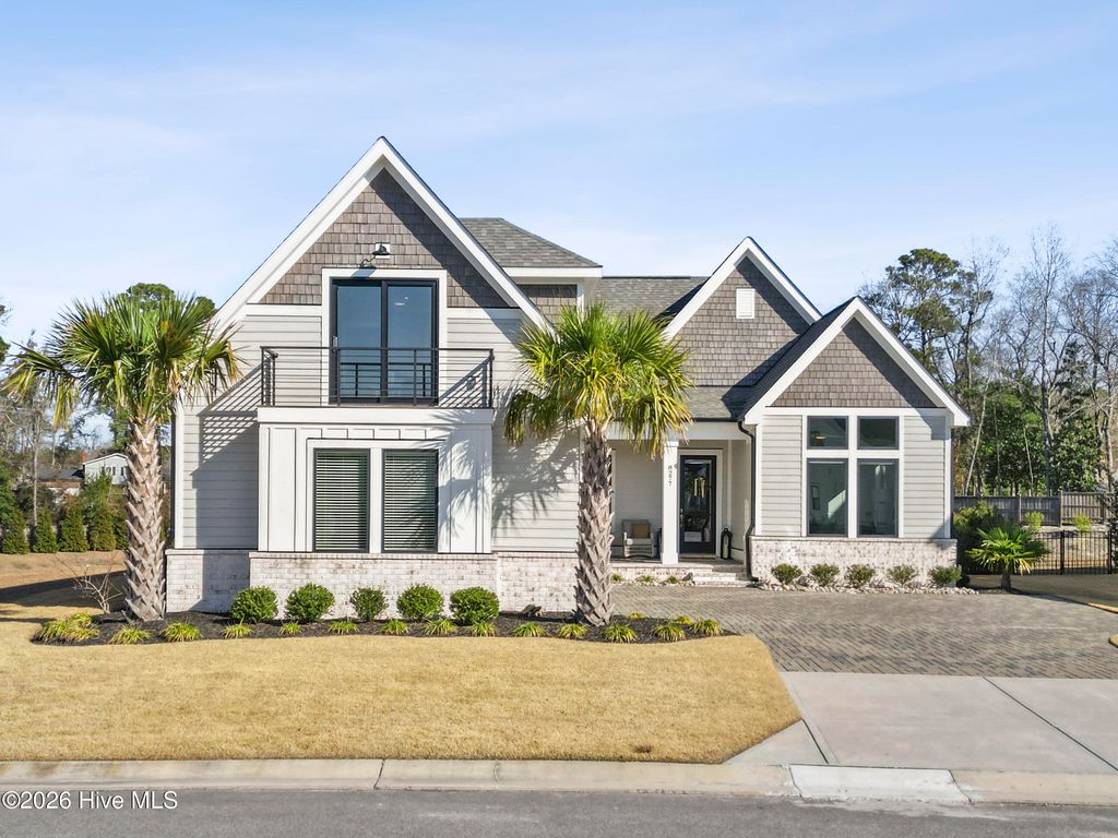 Photo of 8277 Winding Creek Circle, Wilmington, NC 28411 (MLS # 100546830)