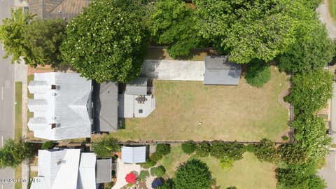 Tiny photo for 314 E 2nd Street, Washington, NC 27889 (MLS # 100580877)