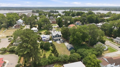 Tiny photo for 314 E 2nd Street, Washington, NC 27889 (MLS # 100580877)