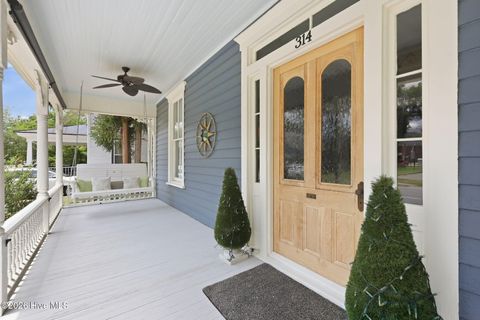 Tiny photo for 314 E 2nd Street, Washington, NC 27889 (MLS # 100580877)