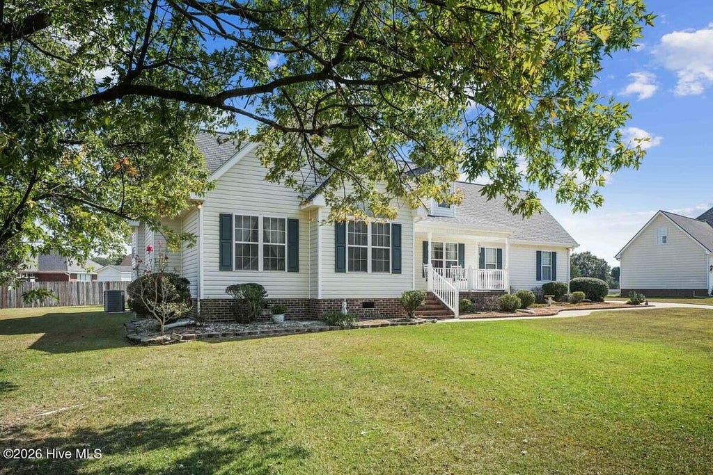 Photo of 117 Clay Brook Drive, Goldsboro, NC 27530 (MLS # 100607739)