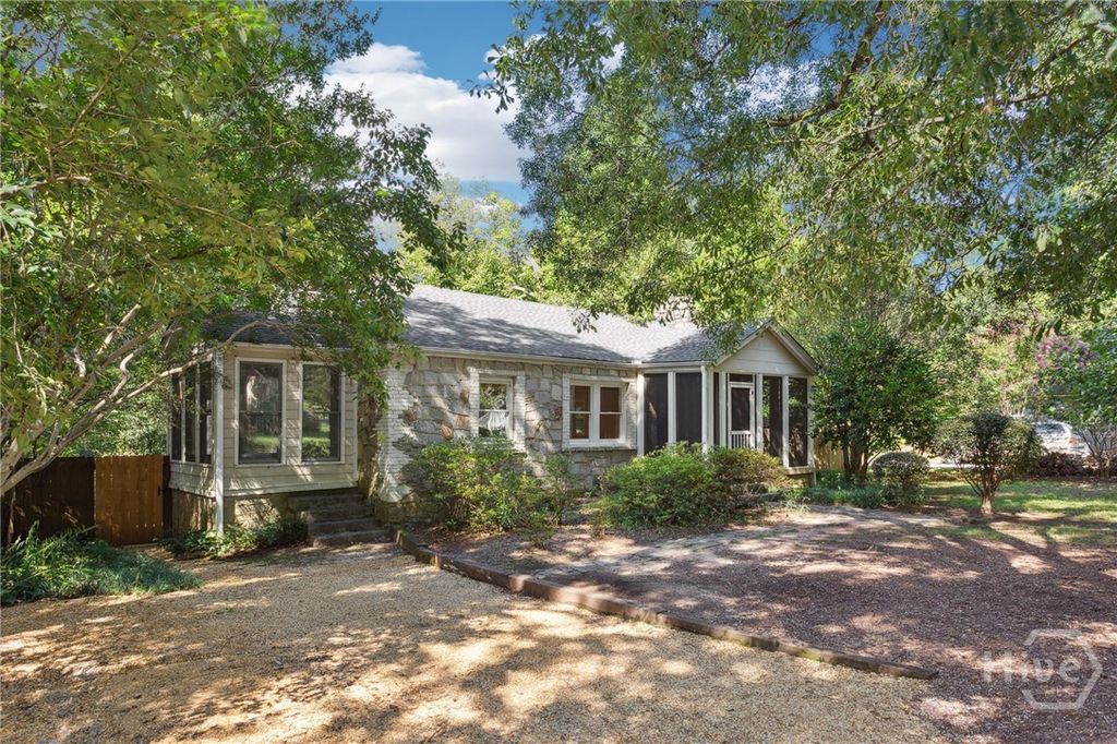Photo of 385 Sunset Drive Dr, Athens, GA 30606 (MLS # CL356130)