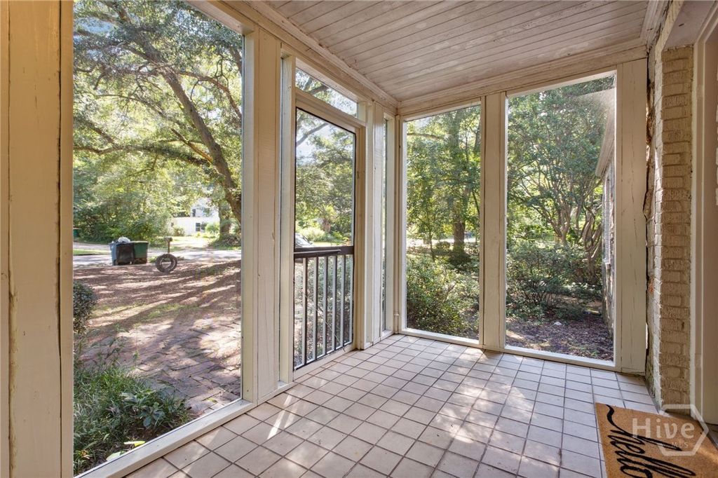 Photo of 385 Sunset Drive Dr, Athens, GA 30606 (MLS # CL356130)