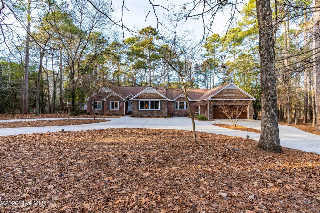 Photo of 335 Sprunt Drive, Clinton, NC 28328 (MLS # 100536409)