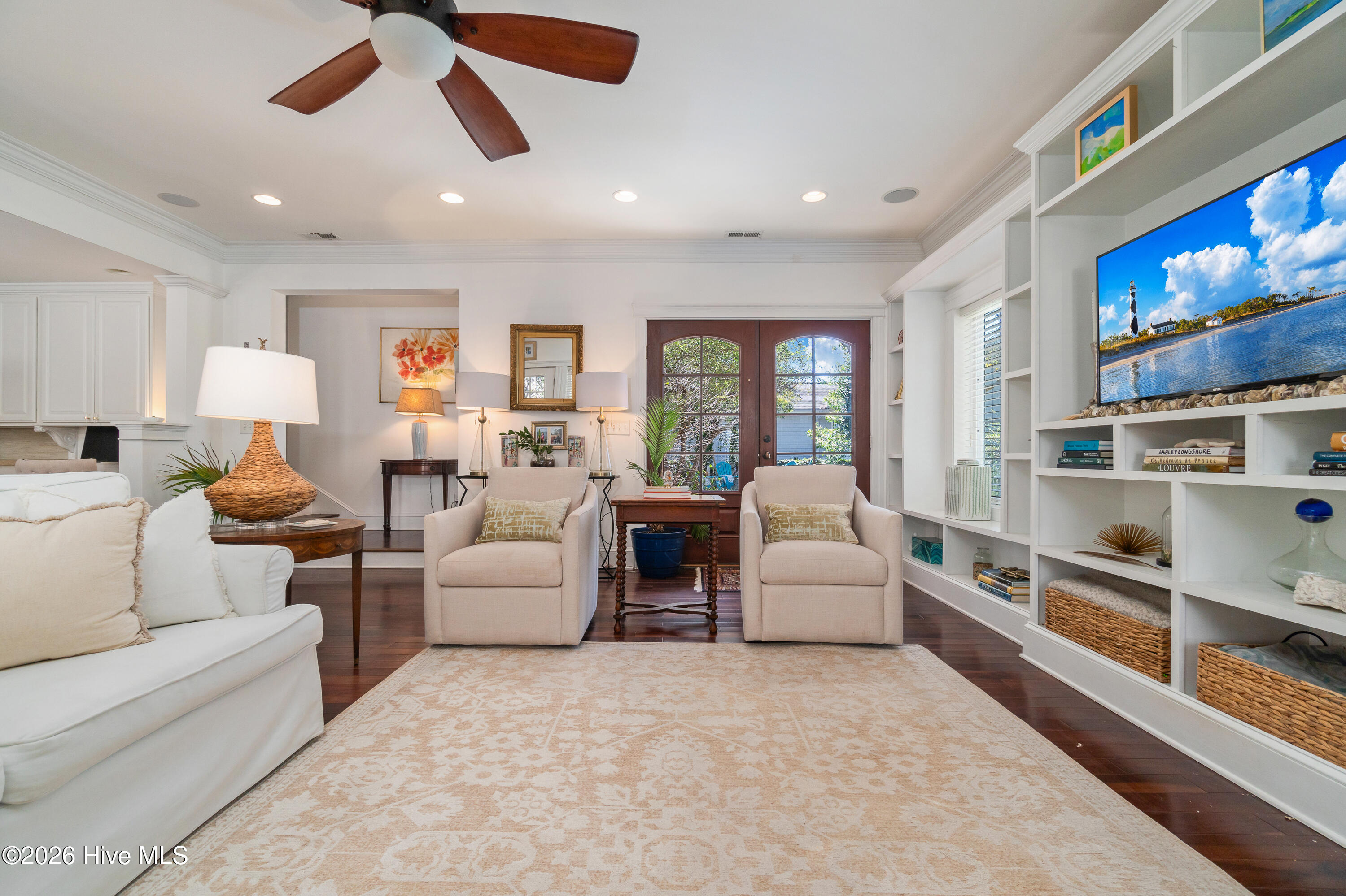 211 Mansfield Parkway