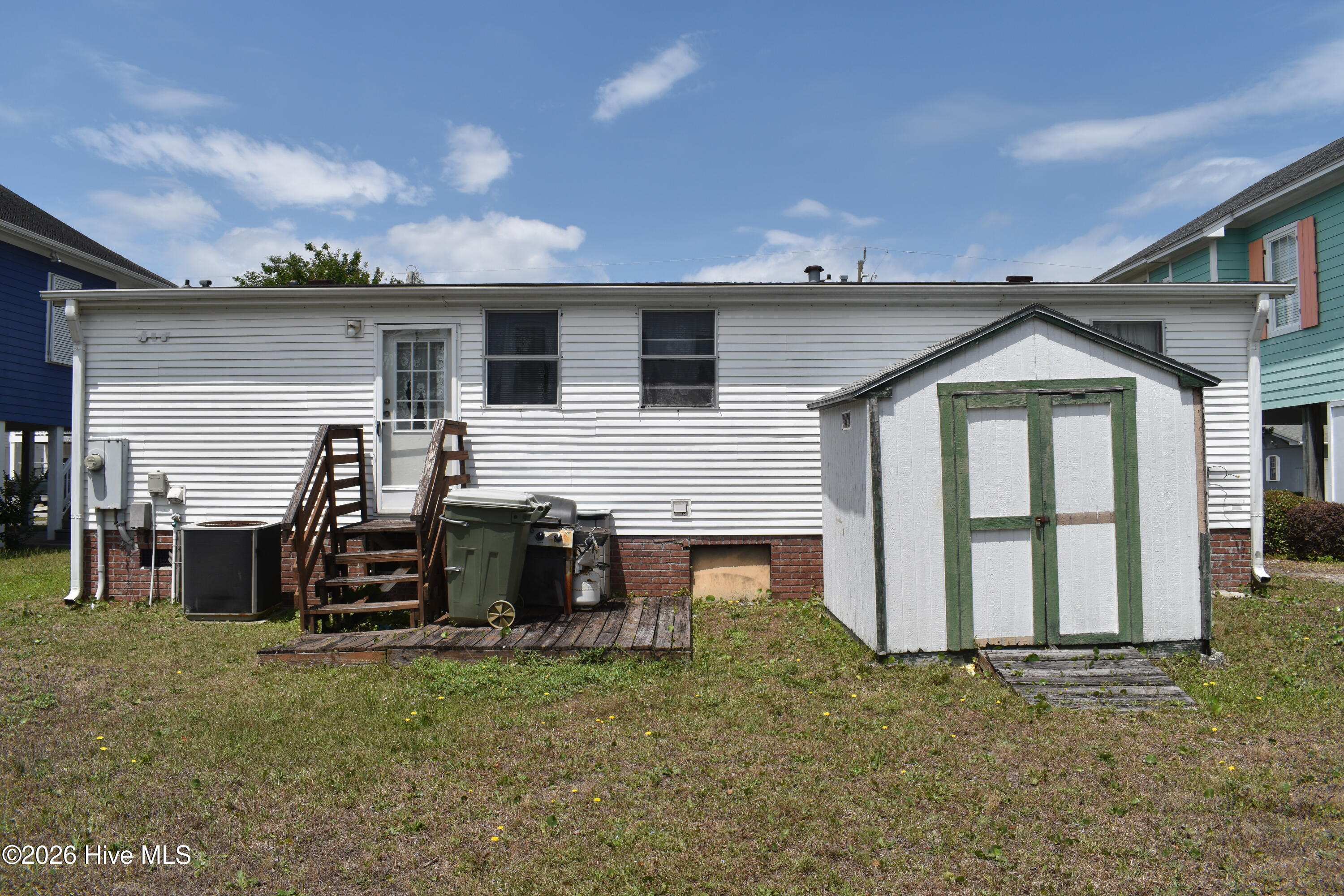1705 Mackerel Lane