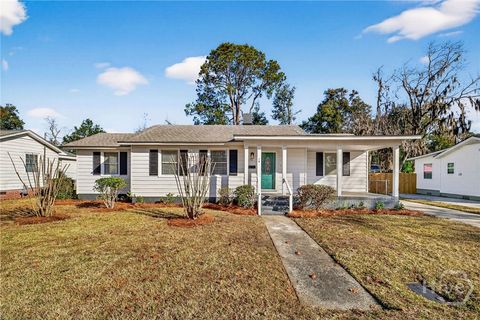 Photo of 10 N Parkwood Drive, Savannah, GA 31404 (MLS # SA345613)