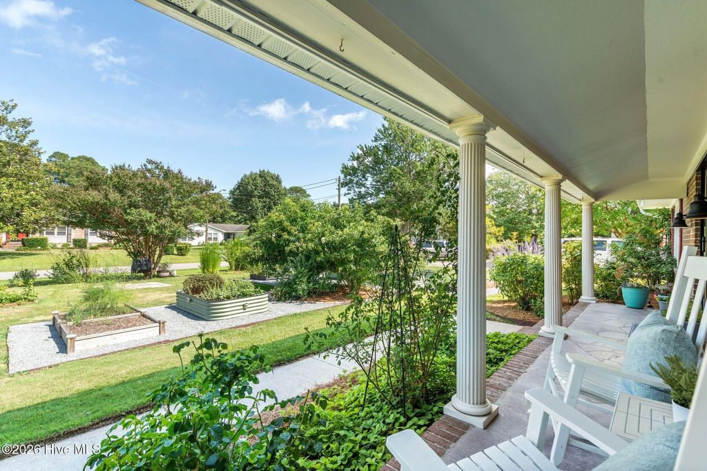 Photo of 229 Yorkshire Lane, Wilmington, NC 28409 (MLS # 100578080)
