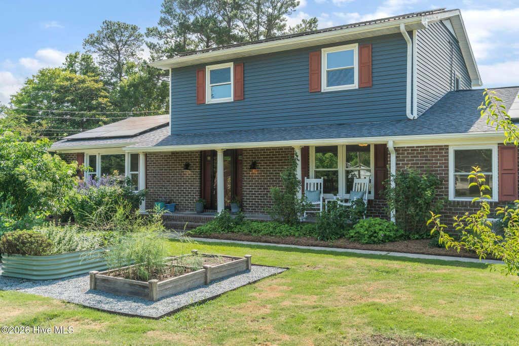 Photo of 229 Yorkshire Lane, Wilmington, NC 28409 (MLS # 100578080)