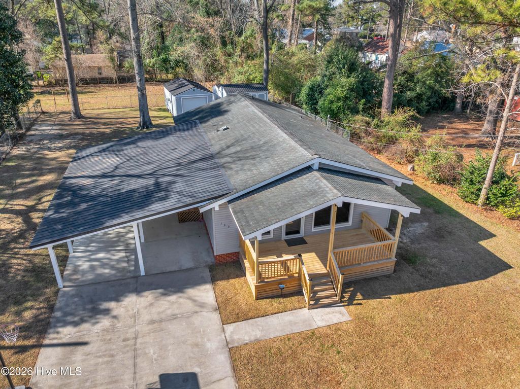 Photo of 103 N Thompson Street, Whiteville, NC 28472 (MLS # 100547625)