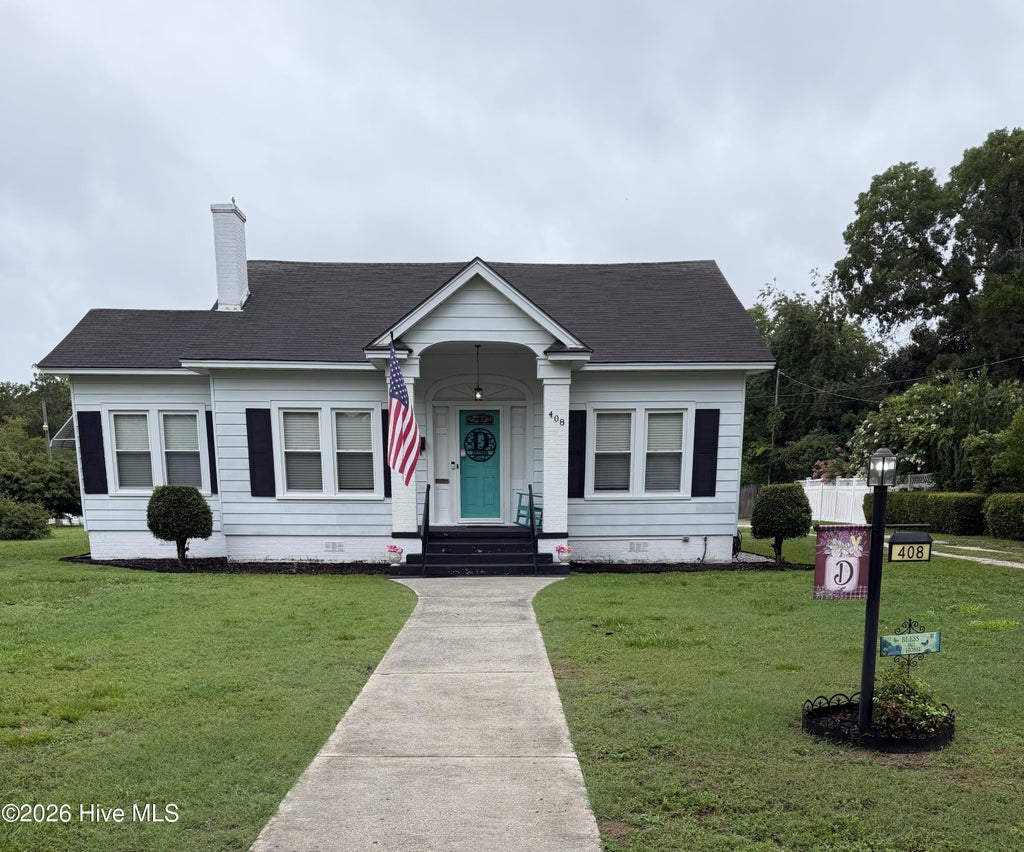 Photo of 408 Boyette Street, Hamlet, NC 28345 (MLS # 100588470)