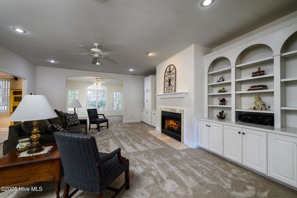 Photo of 119 Saint Andrews Circle, New Bern, NC 28562 (MLS # 100554417)