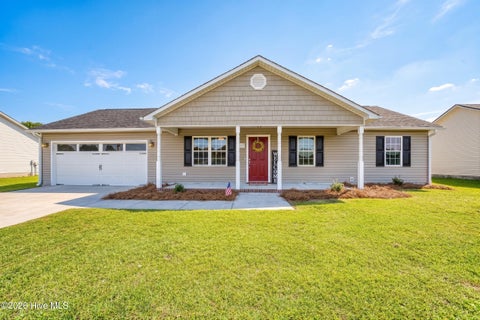 Homes For Sale - 217 Wingspread Lane<br/> Beulaville, NC 28518