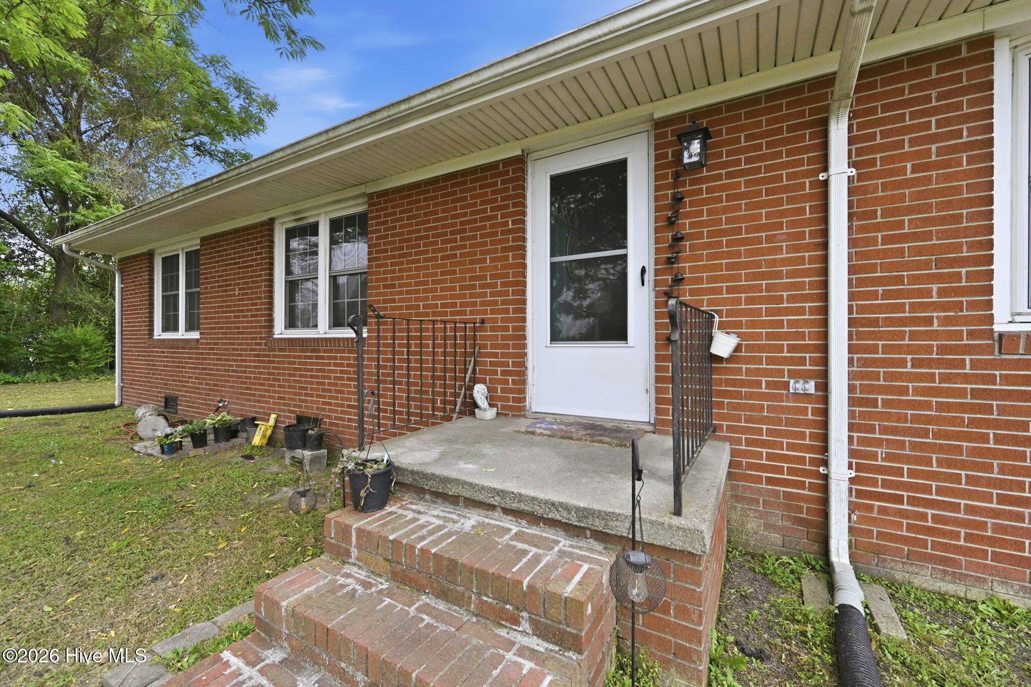 873 Huffmantown Road