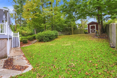 Tiny photo for 5 Laran Road, Jacksonville, NC 28540 (MLS # 100610101)