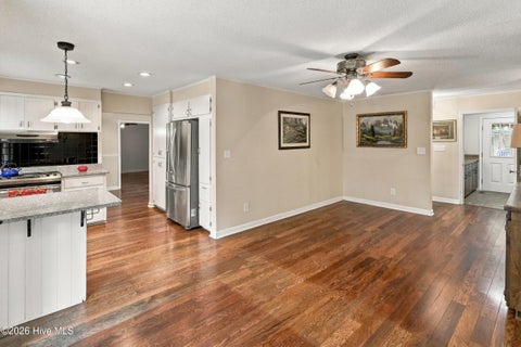 Tiny photo for 5 Laran Road, Jacksonville, NC 28540 (MLS # 100610101)
