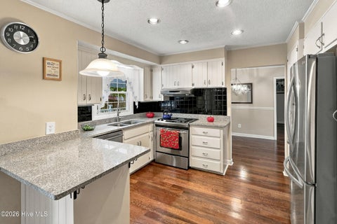 Tiny photo for 5 Laran Road, Jacksonville, NC 28540 (MLS # 100610101)