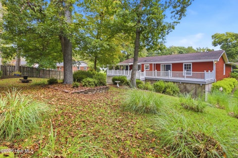 Tiny photo for 5 Laran Road, Jacksonville, NC 28540 (MLS # 100610101)