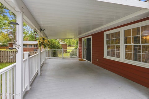 Tiny photo for 5 Laran Road, Jacksonville, NC 28540 (MLS # 100610101)