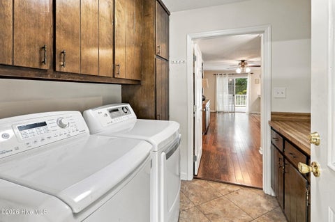 Tiny photo for 5 Laran Road, Jacksonville, NC 28540 (MLS # 100610101)