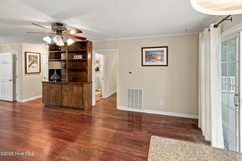Tiny photo for 5 Laran Road, Jacksonville, NC 28540 (MLS # 100610101)