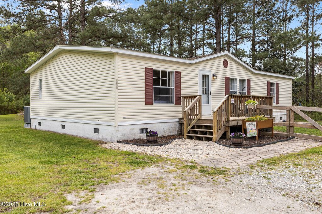 Photo of 1161 Gibson Branch Road, Maysville, NC 28555 (MLS # 100565850)
