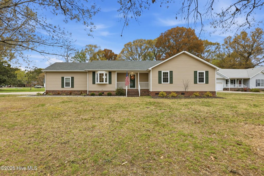 Photo of 1524 Brumsey Drive, Elizabeth City, NC 27909 (MLS # 100565299)