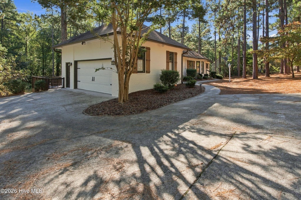 Photo of 435 Tall Timbers Drive, Pinehurst, NC 28374 (MLS # 100612213)