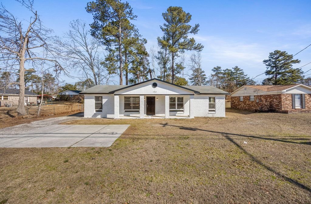 Photo of 2965 Meadowbrook Drive, Augusta, GA 30906 (MLS # 550966)