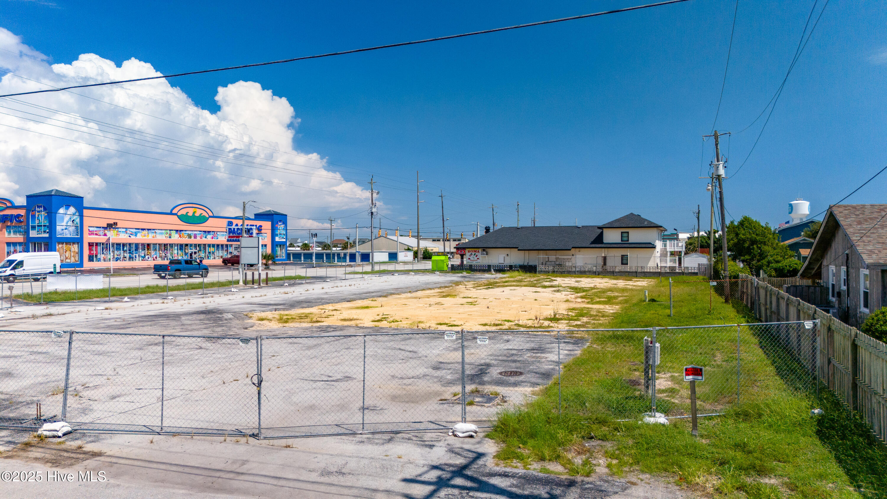 413 W Fort Macon Road