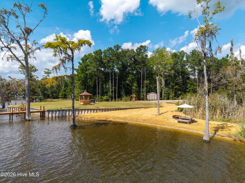 Homes For Sale - 120 Evergreen Drive<br/> Hertford, NC 27944
