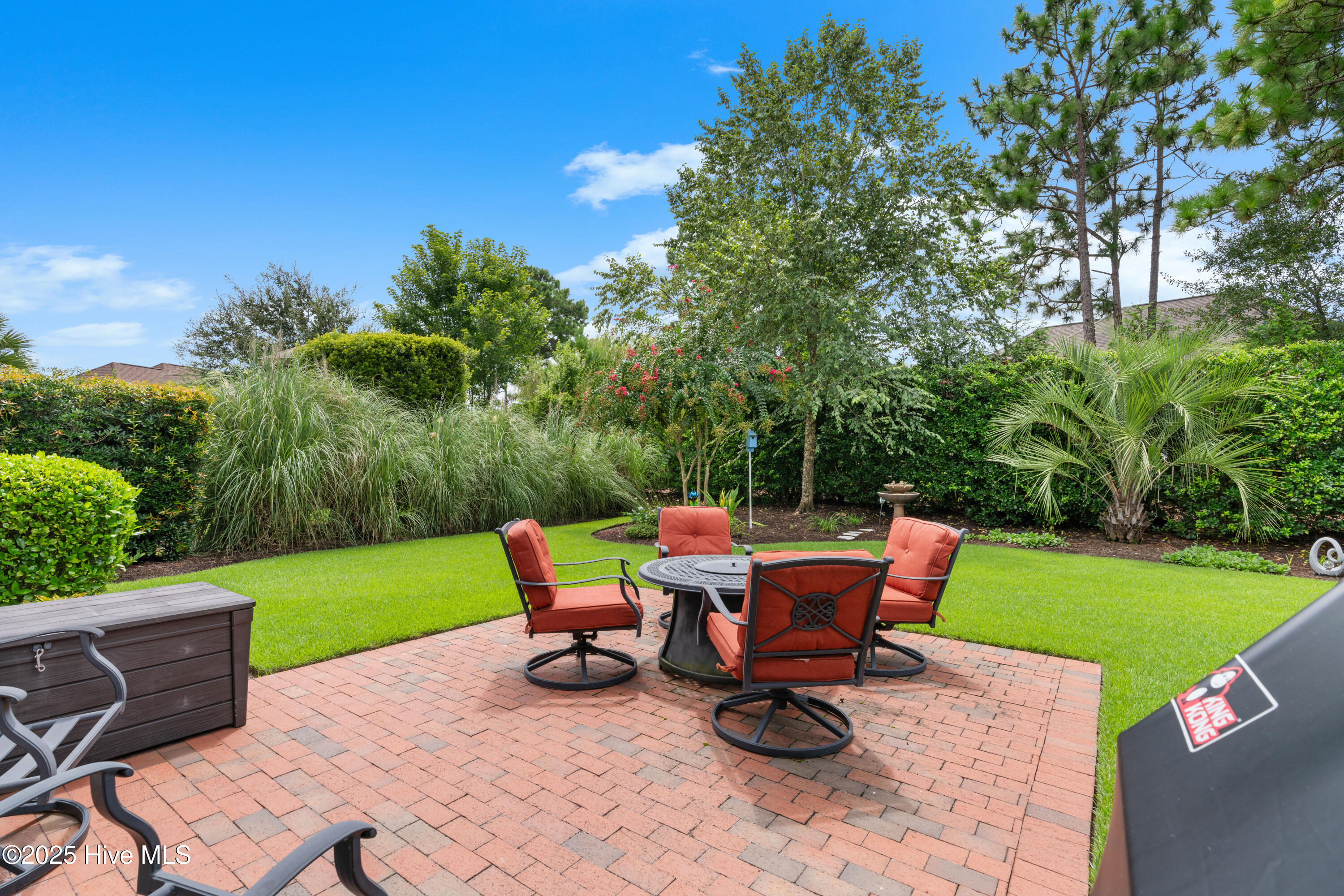 2616 Sugargrove Trail NE