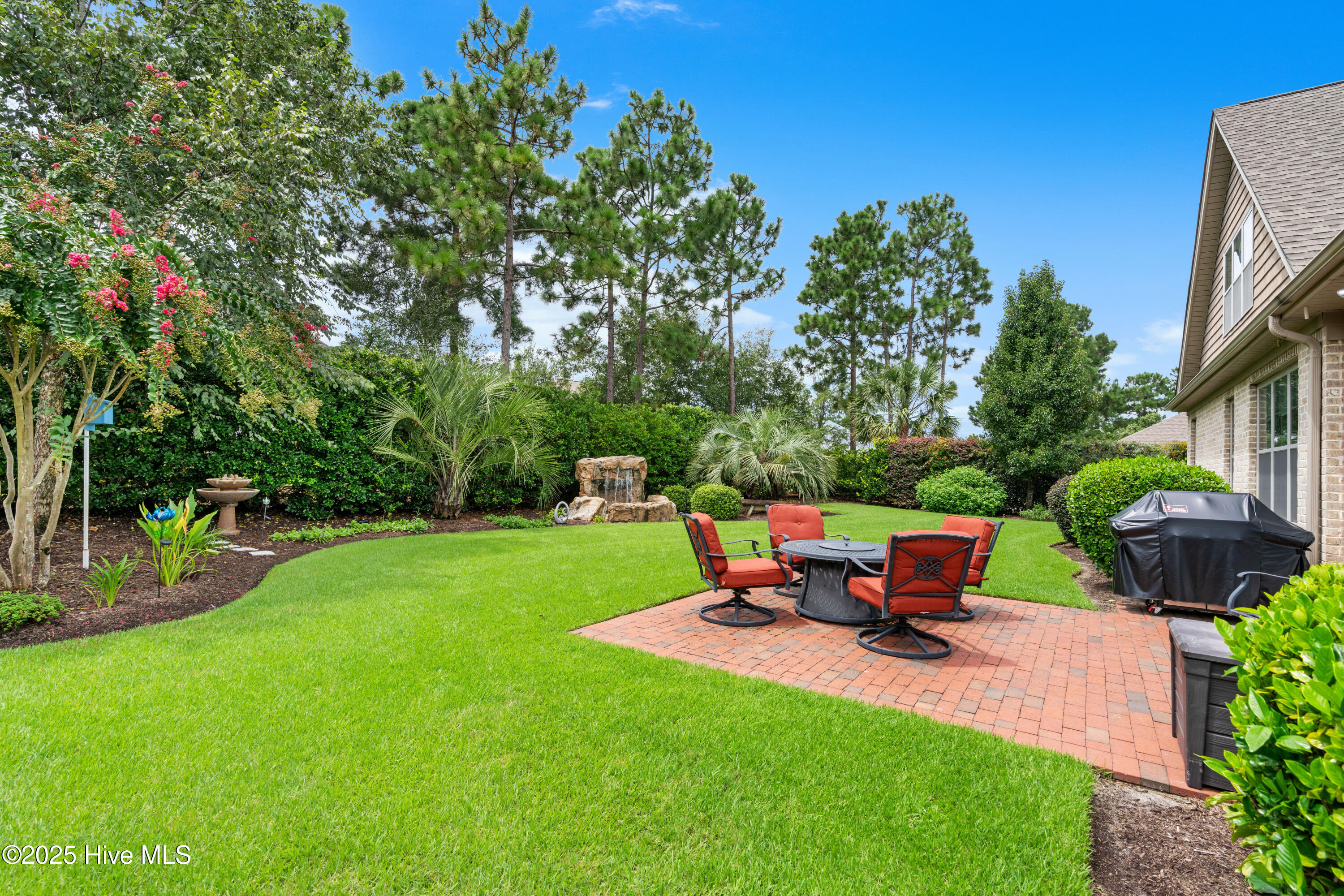 2616 Sugargrove Trail NE