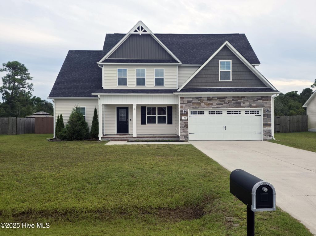 Photo of 123 Sonia Drive, Hubert, NC 28539 (MLS # 100527843)