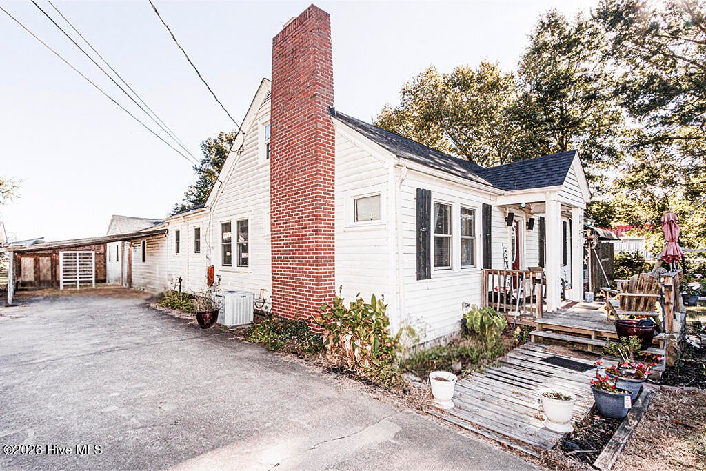 Photo of 7626 Nc Highway 33 NW, Tarboro, NC 27886 (MLS # 100613069)