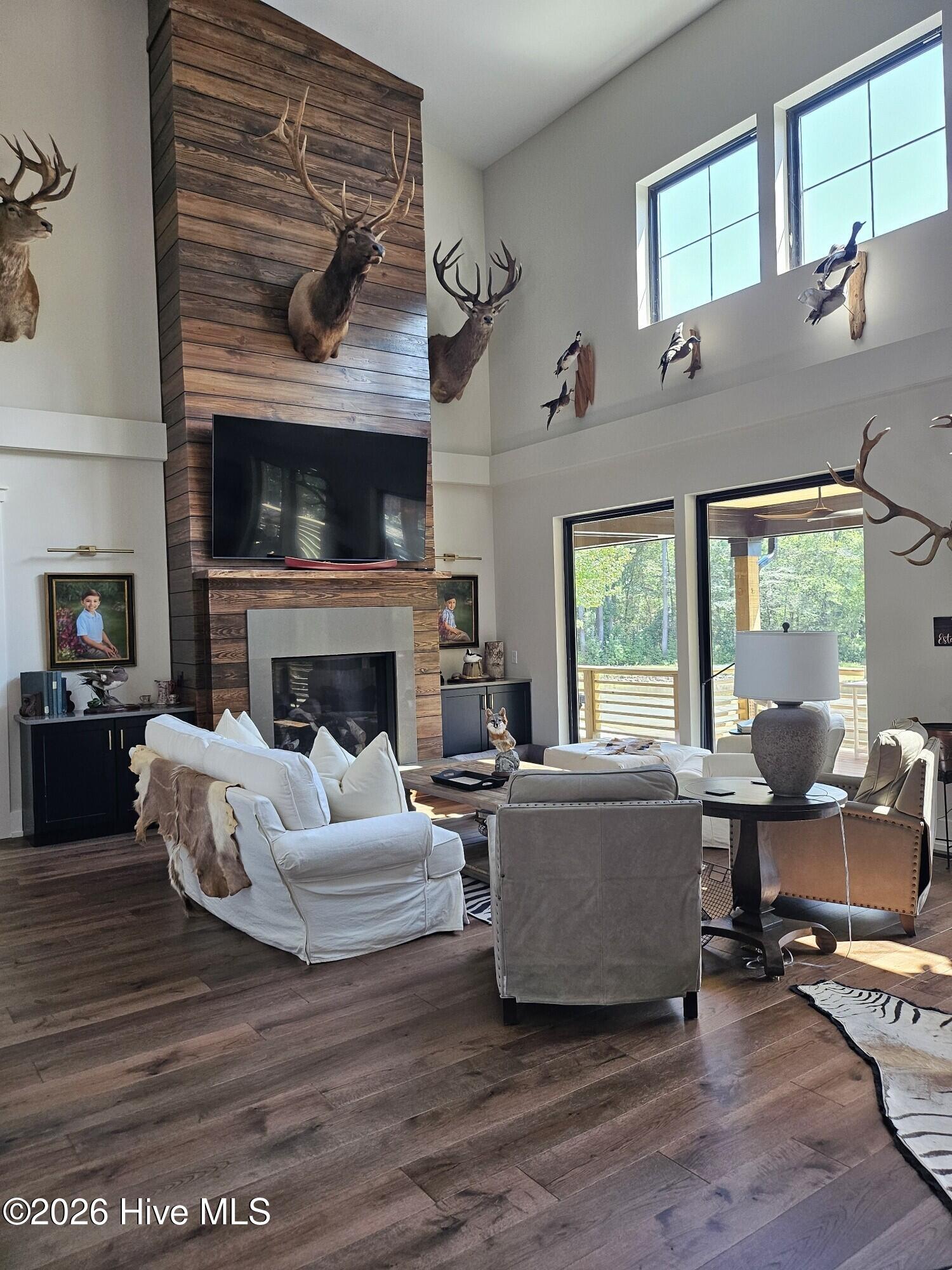 2714 Whitestocking Road