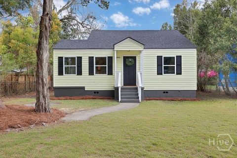 Homes For Sale - 2412 New York Avenue<br/> Chatham County, Savannah, GA 31404