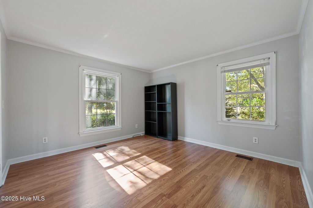 Photo of 204 Rock Creek Drive S, Jacksonville, NC 28540 (MLS # 100537375)