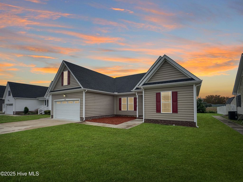 Photo of 519 Millbrooke Circle, Elizabeth City, NC 27909 (MLS # 100550139)