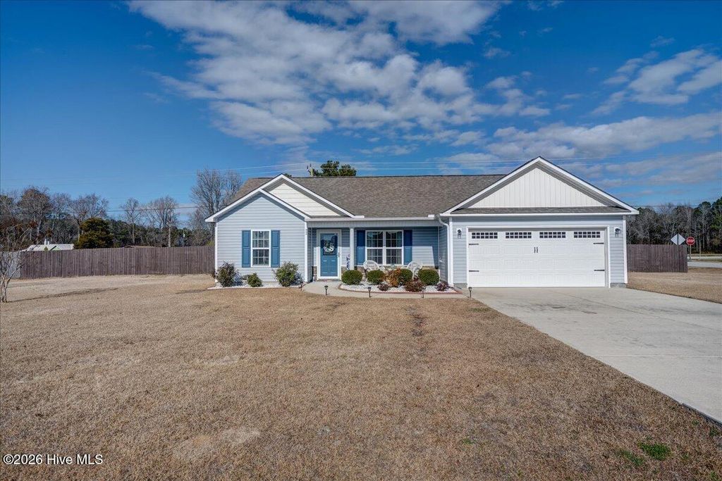 Photo of 22 Covington Court, New Bern, NC 28560 (MLS # 100549665)