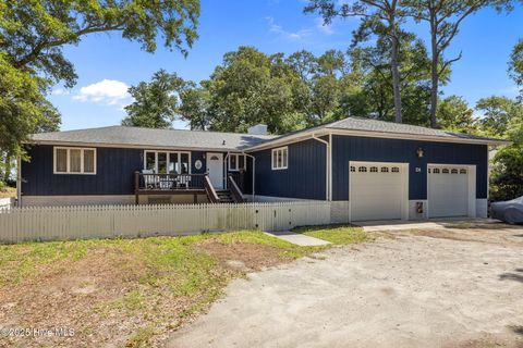 124 Oakleaf Drive Pine Knoll Shores NC 28512